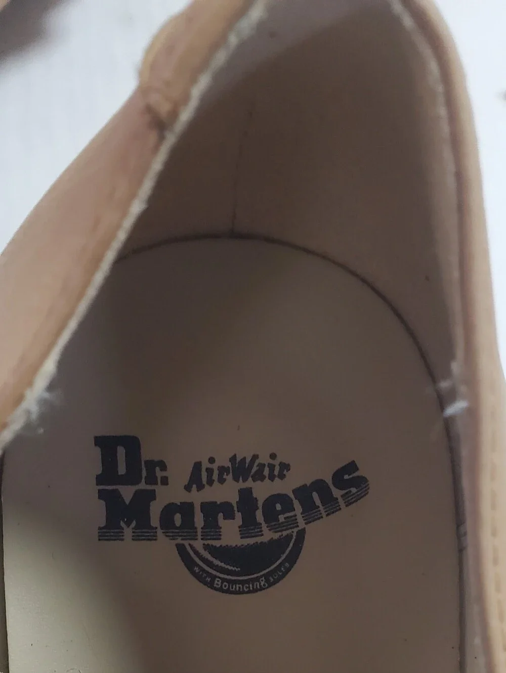 DR. MARTENS size 7 Tan Leather CORDELIA AIRWAIR chunky Platform Ankle Boot